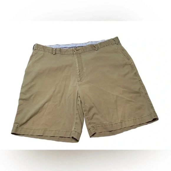 Peter Millar Khaki Flat Front Shorts Sz 42 - Picture 1 of 7